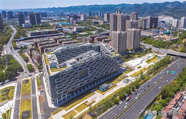 重庆软件产业"满天星"筑起数字经济"硬支撑"